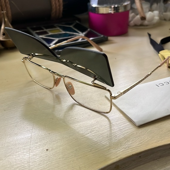 Gucci 56mm Flip-up Rectangle Unisex Sunglasses Dark Grey / Gold - Picture 2 of 3